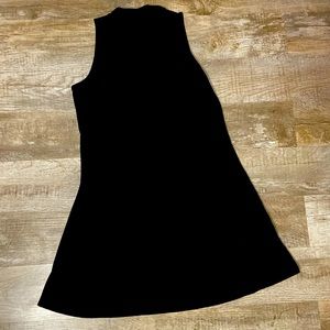 Mudd Mockneck Blakc Sleeveless dress